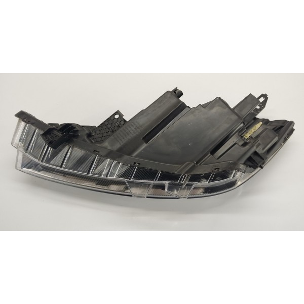 Farol Direito Nissan Kicks 2021 Direito