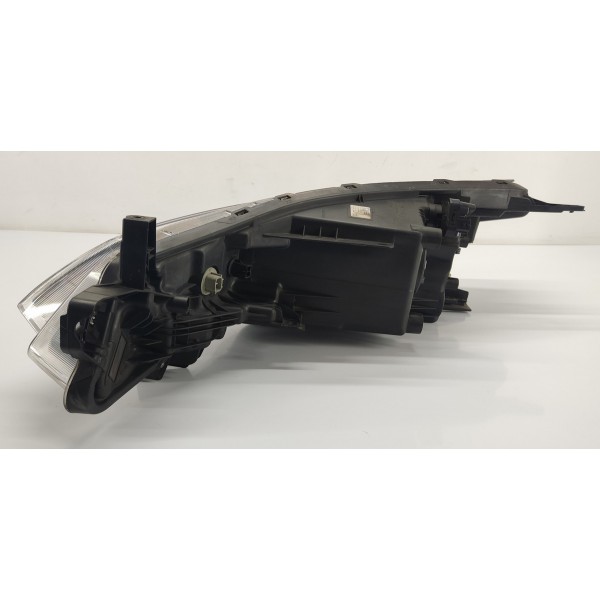 Farol Direito Nissan Kicks 2021 Direito