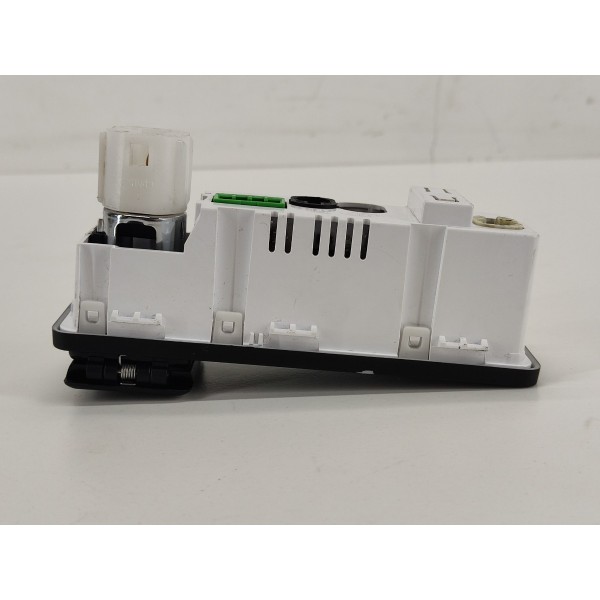 Botão Entrada Usb Aux Nav 12v Discovery Sport 2.0 2016