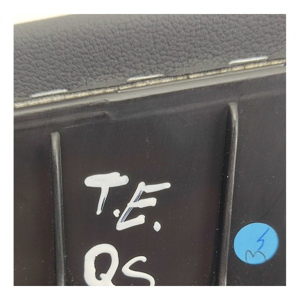 Acabamento Lateral Banco Traseiro Esquerdo Audi Q5 2.0 2022 Preto