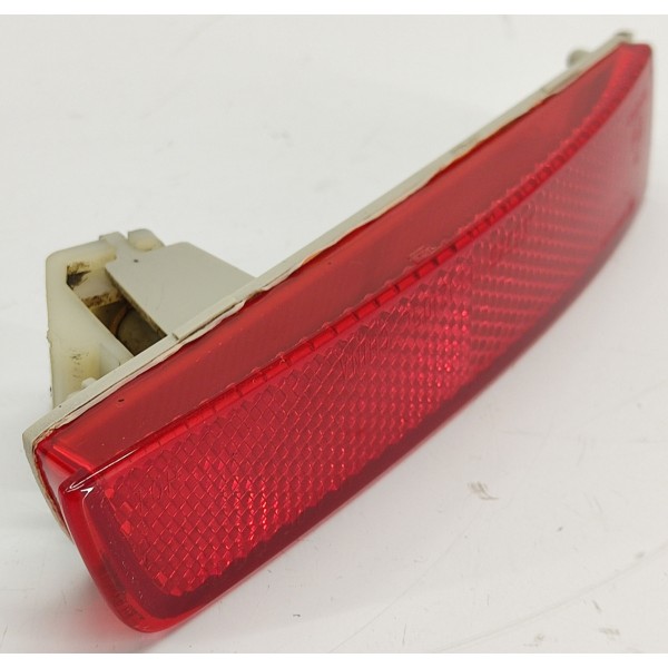 Refletor Olho Gato Traseiro Direito Nissan Kicks 2021 Vermelho