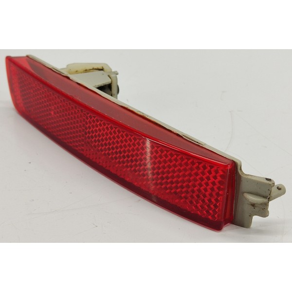 Refletor Olho Gato Traseiro Direito Nissan Kicks 2021 Vermelho