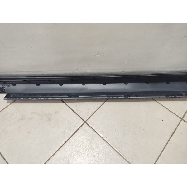 Spoiler Lateral Direito Mercedes Cla 45 Amg 2016 Prateado