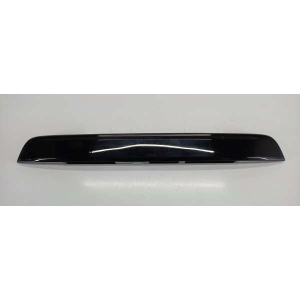 Friso Moldura Tampa Traseira Nissan Kicks 2021 Preto