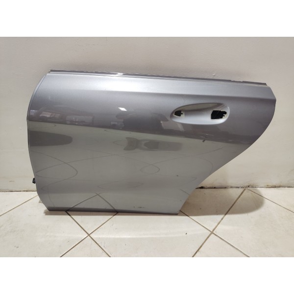 Porta Traseira Esquerda Mercedes Cla 45 Amg 2016 Traseira Esquerda Prateado