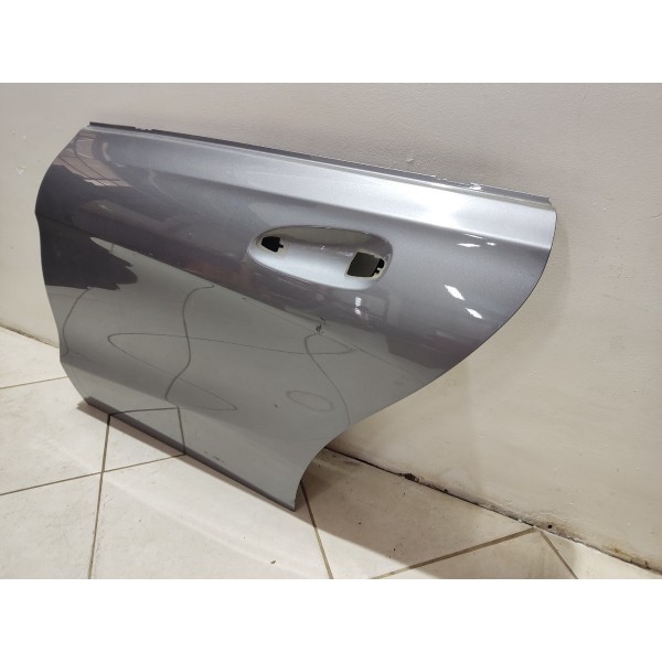 Porta Traseira Esquerda Mercedes Cla 45 Amg 2016 Traseira Esquerda Prateado