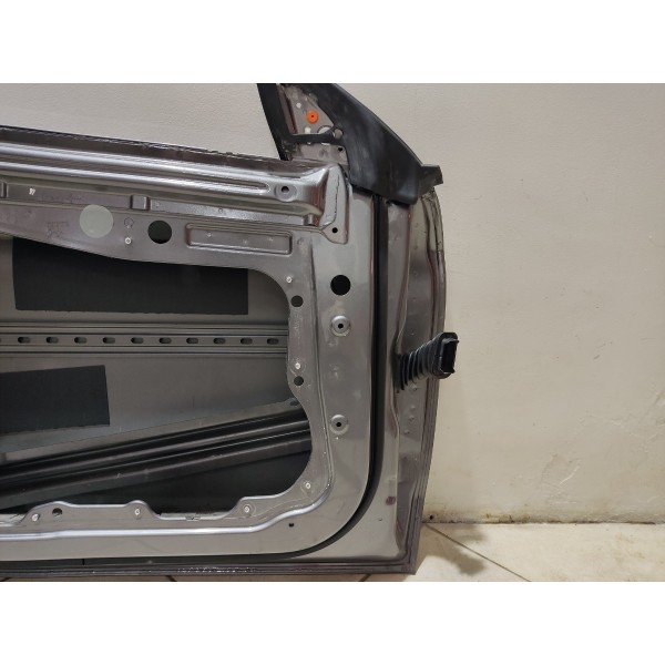 Porta Dianteira Esquerda Mercedes Cla 45 Amg 2016 Dianteira Esquerda Cinza