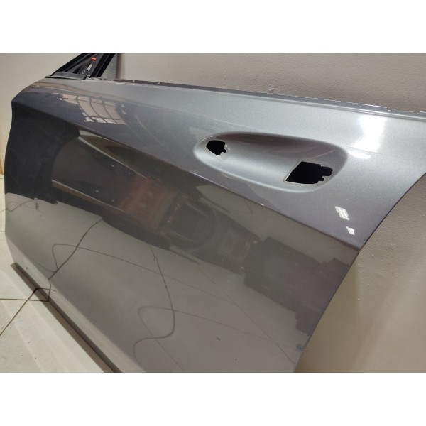 Porta Dianteira Esquerda Mercedes Cla 45 Amg 2016 Dianteira Esquerda Cinza