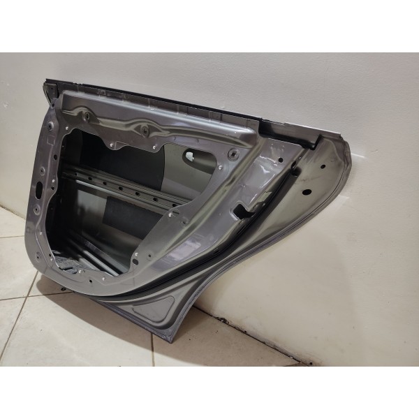 Porta Traseira Direita Mercedes Cla 45 Amg 2016 Traseira Direito Cinza-escuro