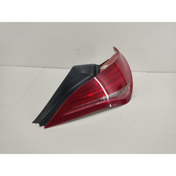 Lanterna Direita Mercedes Cla 45 Amg 2016 A1179060401 Direito Vermelho