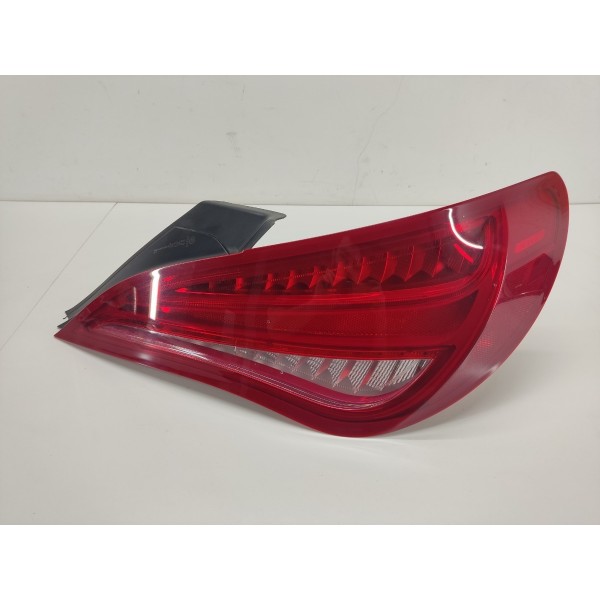Lanterna Direita Mercedes Cla 45 Amg 2016 A1179060401 Direito Vermelho