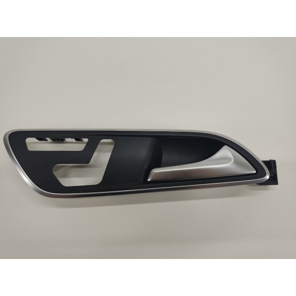 Maçaneta Interna D.d Mercedes Cla 45 Amg 2016 A2467600 Dianteira