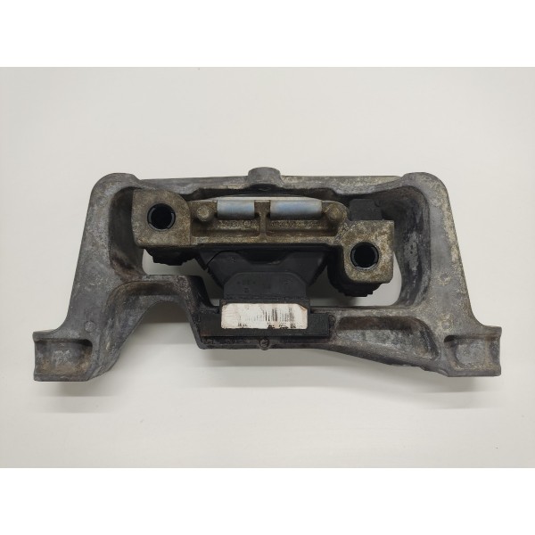 Coxim Motor Com Detalhe Mercedes Cla 45 Amg 2016