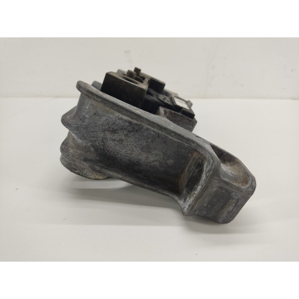 Coxim Motor Com Detalhe Mercedes Cla 45 Amg 2016