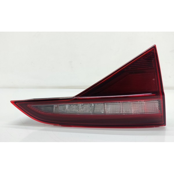 Lanterna Tampa Traseira Esquerda Vw Jetta Gli 230cv 2019 Esquerdo/motorista Vermelho