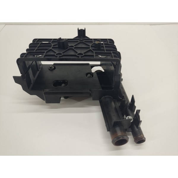 Suporte Intercooler Cano Conexão Agua Mercedes Cla 45 Amg