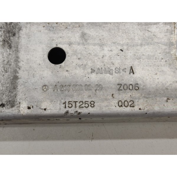 Suporte Guia Radiador Mercedes Cla 45 Amg 2016 15t258