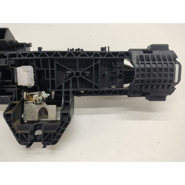 Maçaneta Externa Traseira Esquerda Mercedes Cla 45 Amg 2016 Cinza Dianteira