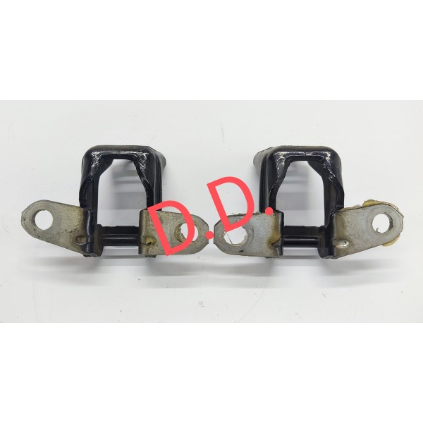 Dobradiça Porta Dianteira Direita Nissan Kicks 2021