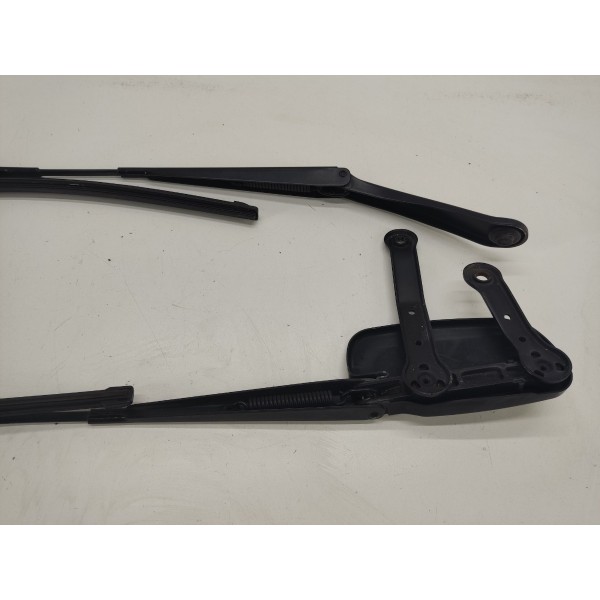 Par Braço Limpador Para Brisa Mercedes Cla 45 Amg 2016 Esquerdo