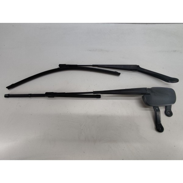 Par Braço Limpador Para Brisa Mercedes Cla 45 Amg 2016 Esquerdo