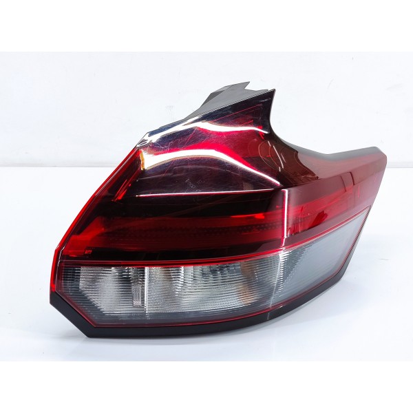 Lanterna Lateral Traseira Direita Nissan Kicks 2021 Direito