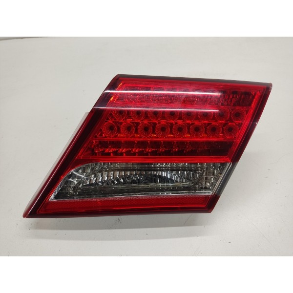 Lanterna Tampa Traseira Direita Com Led Azera 3.3 2011 Direito Vermelho