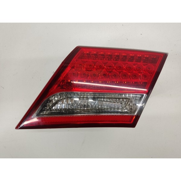 Lanterna Tampa Traseira Direita Com Led Azera 3.3 2011 Direito Vermelho