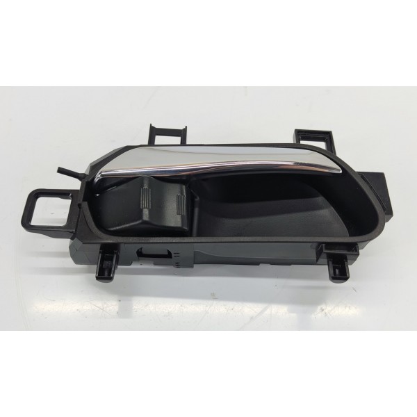 Maçaneta Interna Dianteira Direita Nissan Kicks 2021 5rb Dianteira