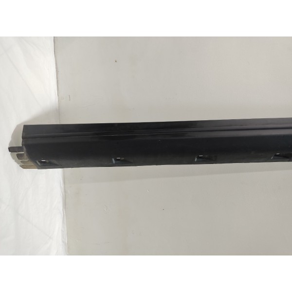 Spoiler Lateral Esquerdo Discovery 4 3.0 2013 Preto