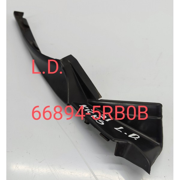 Acabamento Churrasqueira Direito Nissan Kicks 2021 Preto