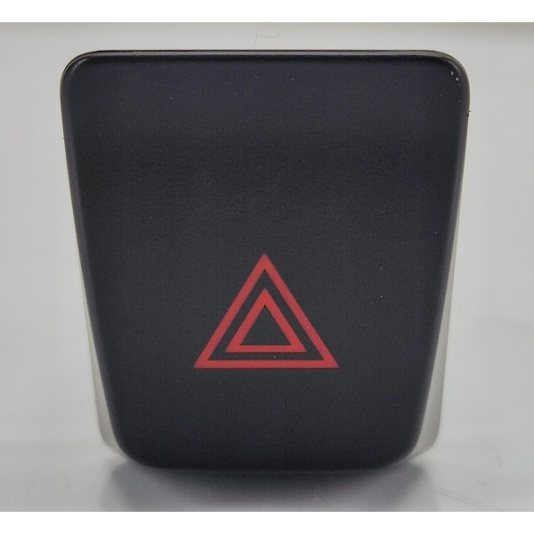 Botão Pisca Alerta Nissan Kicks 2021  Preto