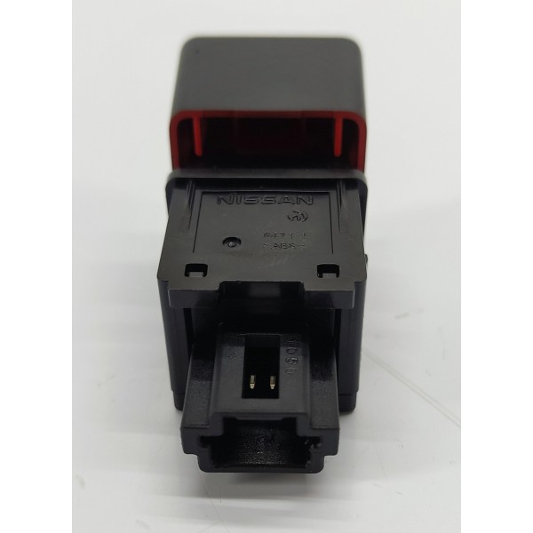 Botão Pisca Alerta Nissan Kicks 2021  Preto