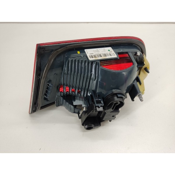 Lanterna Tampa Traseira Esquerda Bmw 320i N20 2015 Esquerdo Vermelho