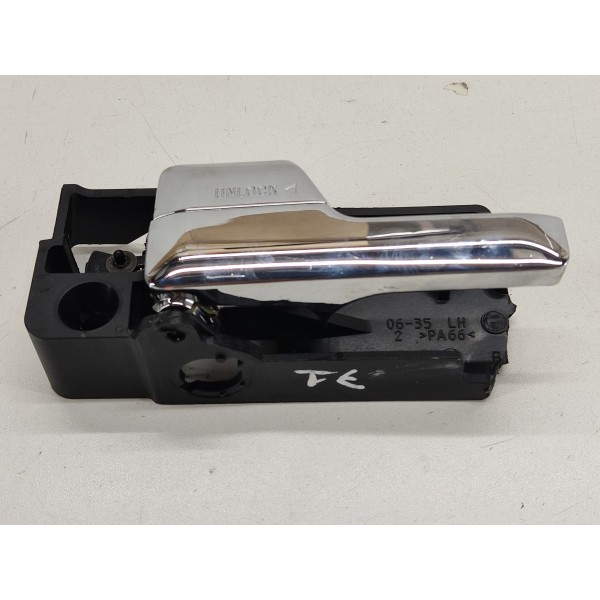 Maçaneta Interna Traseira Esquerda Fusion V6 2010 C/ Detalhe Traseira