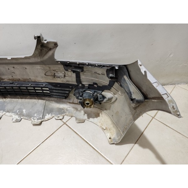 Para Choque Dianteiro B200 2010 Prateado