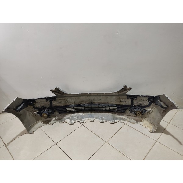 Para Choque Dianteiro B200 2010 Prateado