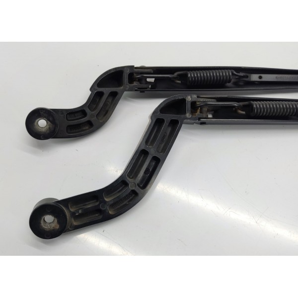 Par Braço Limpador Para Brisa Discovery 4 3.0 2012 Direito