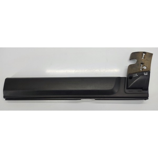 Acabamento Friso Porta T.e Discovery 4 3.0 2012 9h2220171 Preto