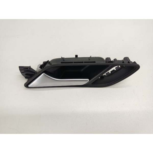 Maçaneta Interna Dianteira Esquerda Audi A3 2016 Dianteira