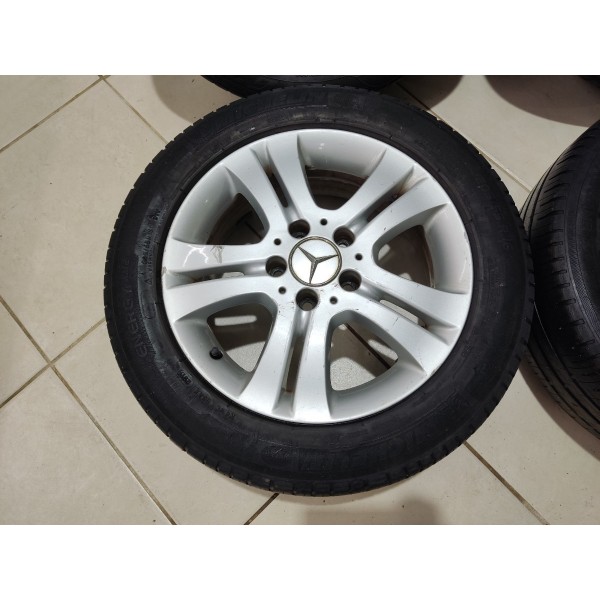 Jogo Roda R16 Mercedes B200 2011 Pneu Ruim Preto