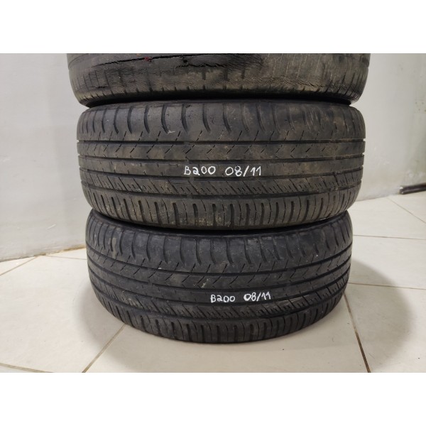 Jogo Roda R16 Mercedes B200 2011 Pneu Ruim Preto