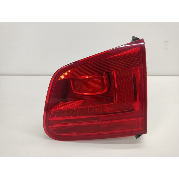 Lanterna Tampa Traseira Direita Tiguan 2012 Tsi Direito Vermelho
