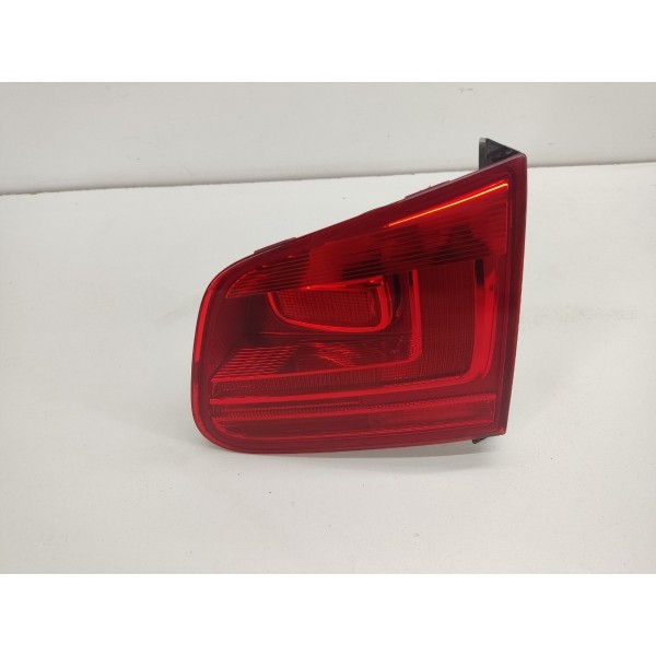 Lanterna Tampa Traseira Direita Tiguan 2012 Tsi Direito Vermelho