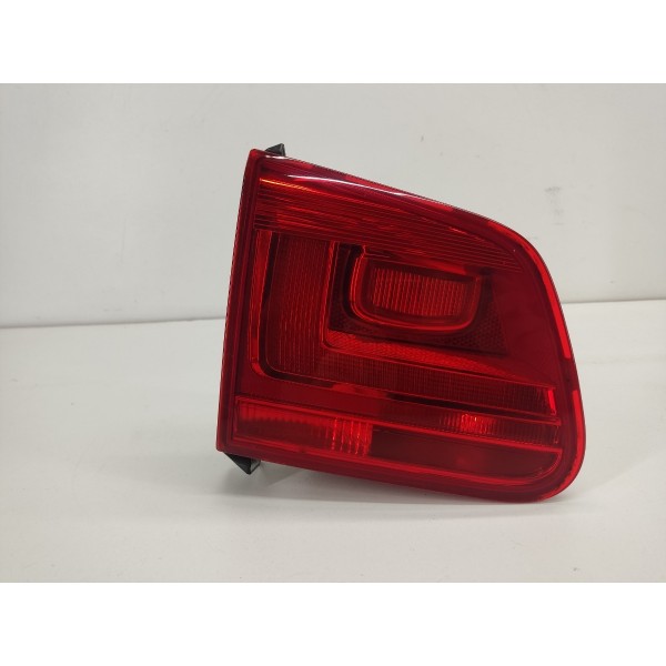 Lanterna Tampa Traseira Esquerda Tiguan 2012 Tsi Esquerdo Vermelho