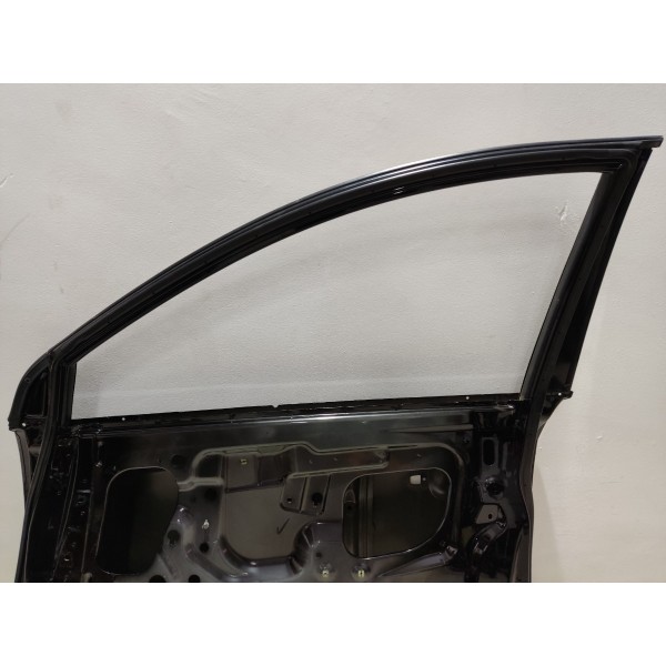 Porta Dianteira Direita Chevrolet Captiva 3.6 2011 Dianteira Dianteira Preto