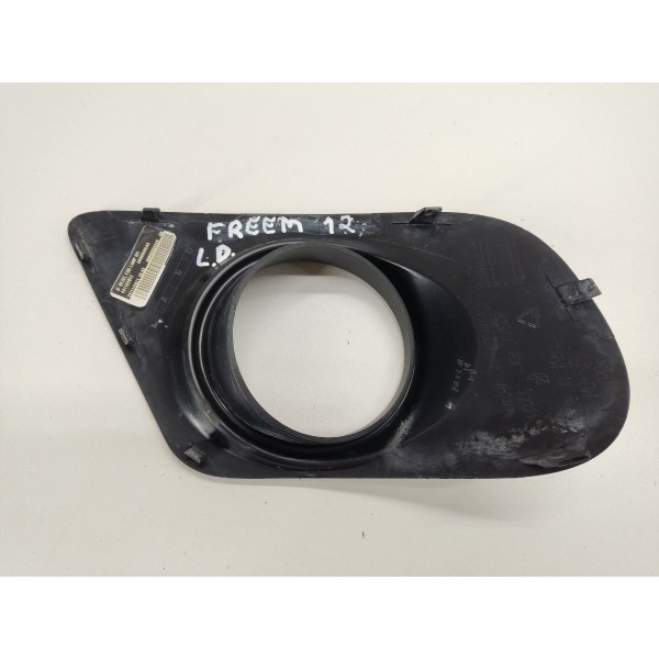 Moldura Farol Milha Direito Fiat Freemont 2012 Preto Direito