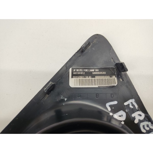 Moldura Farol Milha Direito Fiat Freemont 2012 Preto Direito