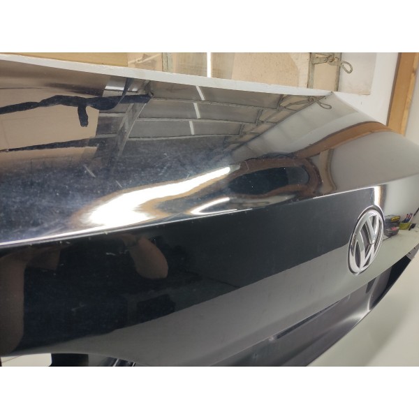 Tampa Traseira Porta Mala Jetta 2.0 Tsi 2012 Com Detalhe Preto