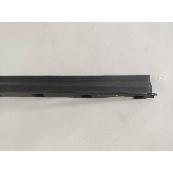 Spoiler Lateral Lado Direito Freelander 2 2008 Gasolina Preto